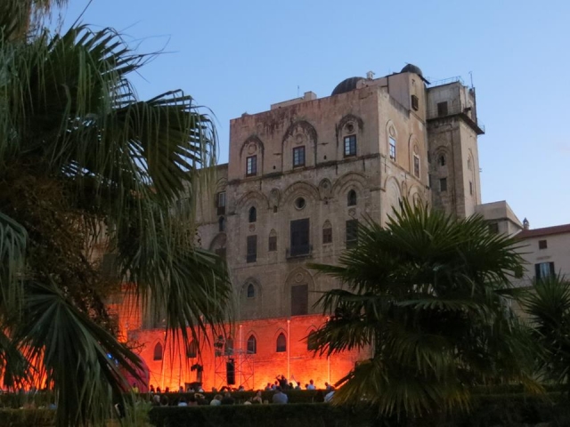  Vislumbres de la ciudad 