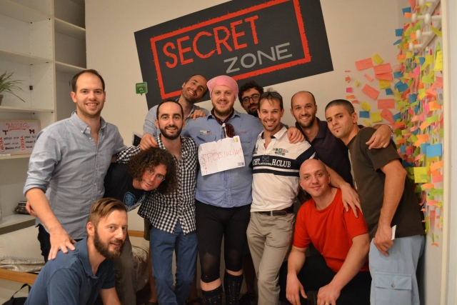  Team Building