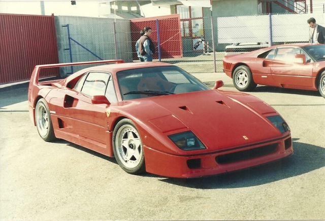  Ferrari 