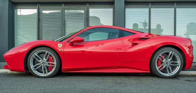  Ferrari 488 GBT 