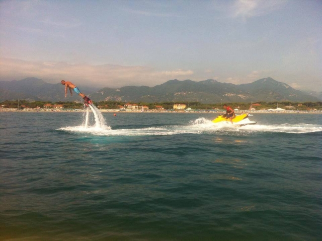  Flyboard en Forle dei Marmi 