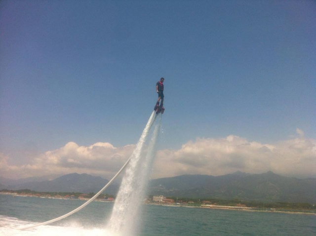  Volar con el flyboard 