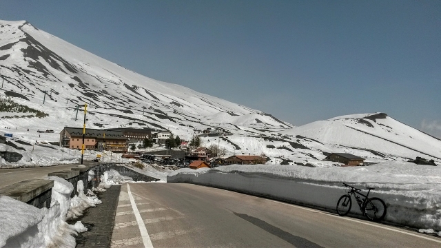  Bicicleta de cerro en el Etna 