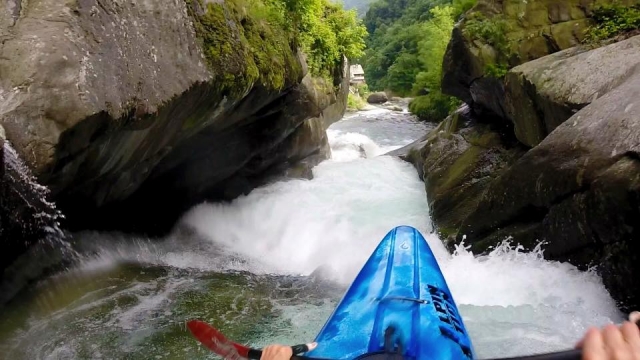  Bajando los rápidos 