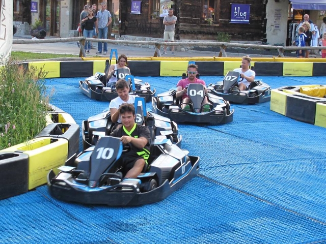  Disparando en la pista 