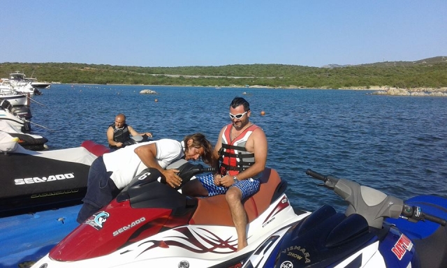  Renta de jet skis 
