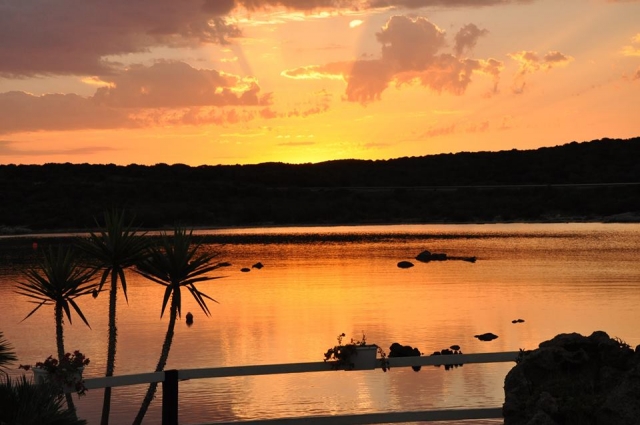 Atardecer en el mar 
