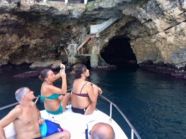  entra en las cueva 