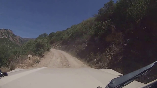 Solo la carretera por delanle