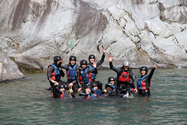  Entre las aguas del arroyo 