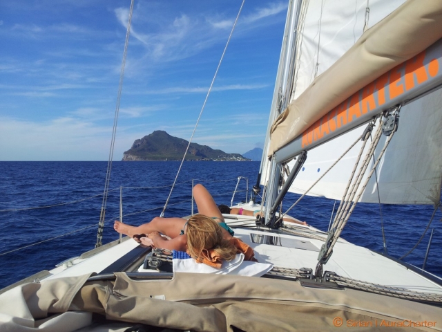 Relájese a bordo 