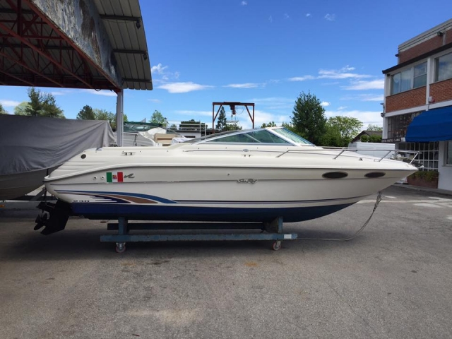  Uno de nuestros vehículos 