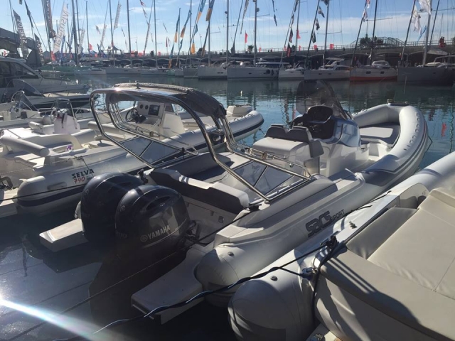  En el muelle de Catania 