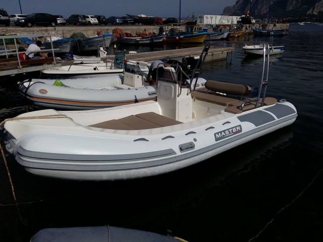  Nuestra flota en Mondello 