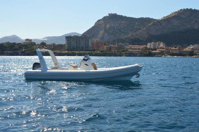  Venga a visitarnos en Palermo 