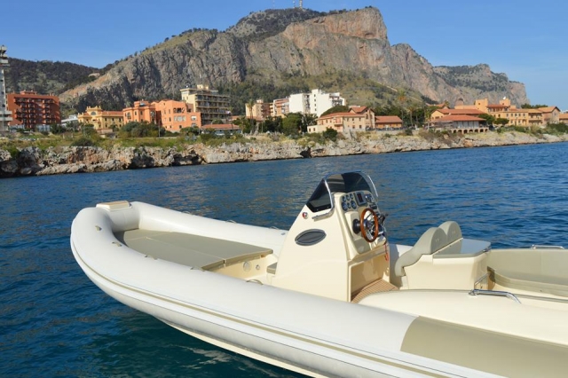  Le esperamos a bordo 