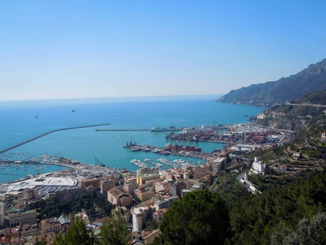  El puerto de Salerno 