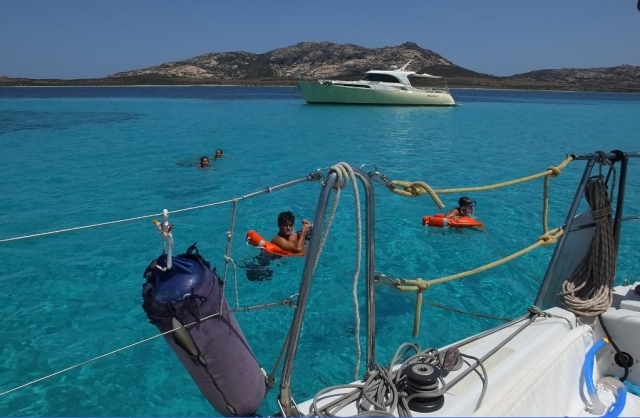  Una parada en alta mar 