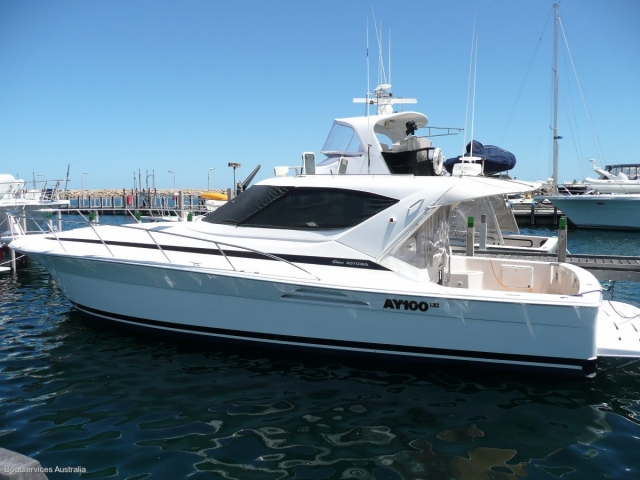  Riviera 4000 offshore 