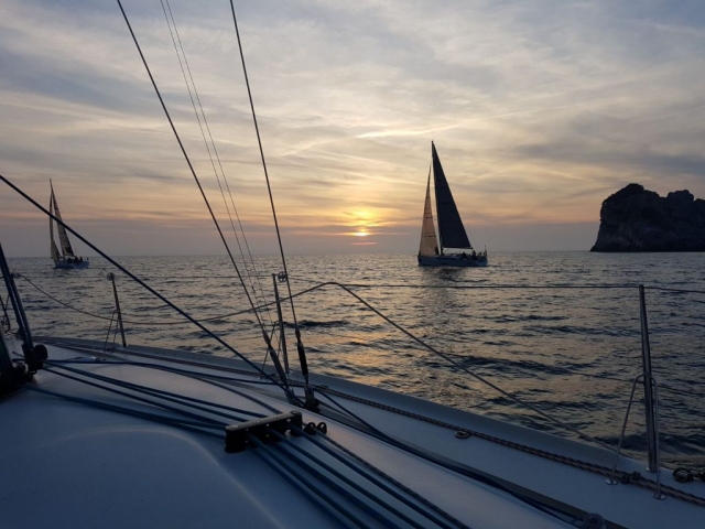  Atardecer en el lago de Como 