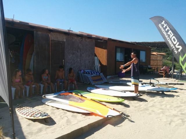  Nuestros estudiantes de windsurf 