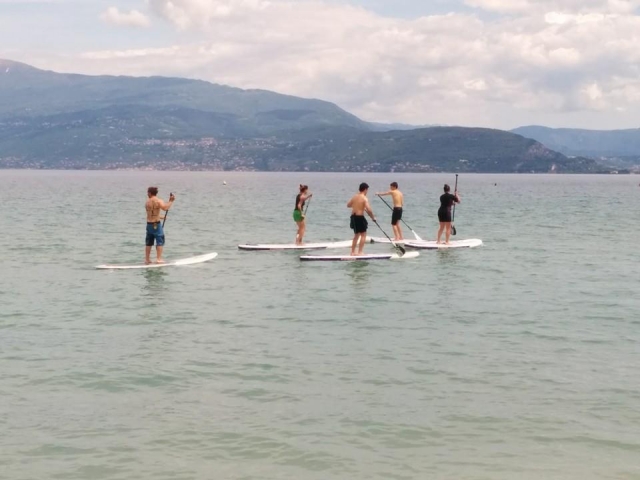  Viaje con amigos 