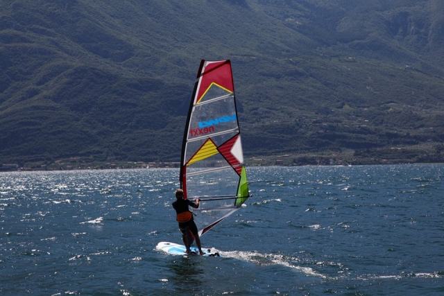  Vuelta con el windsurf 