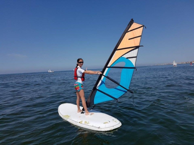  Campamento de windsurf para niños 