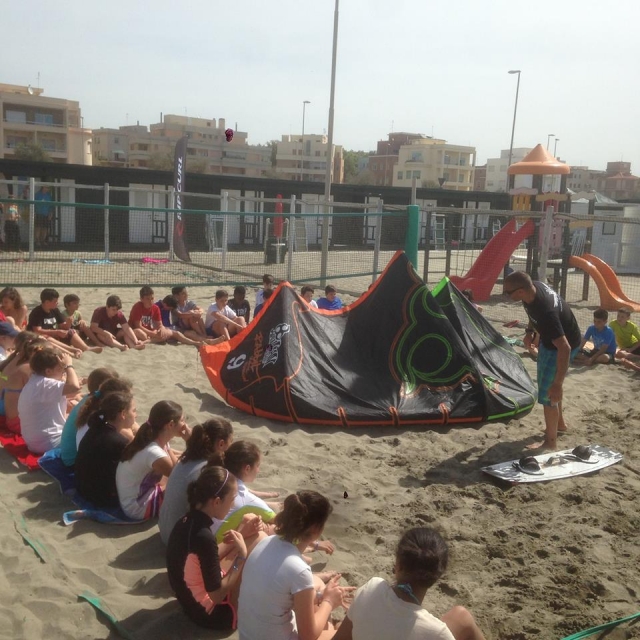  Clases de kitesurf en tierra 