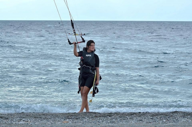  Venga y prueba el kitesurf con nosotros 