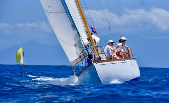 Escuela de vela en Nápoles 