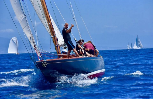  Navegando en barcos antiguos 