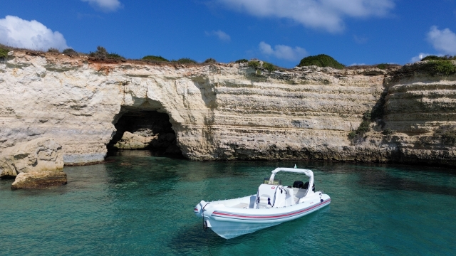  57-pbaños-en-barco-salento-otranto