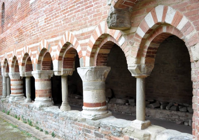  El claustro de aosta