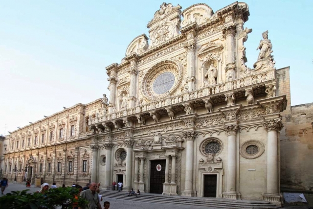  construcciones barrocas en lecce 