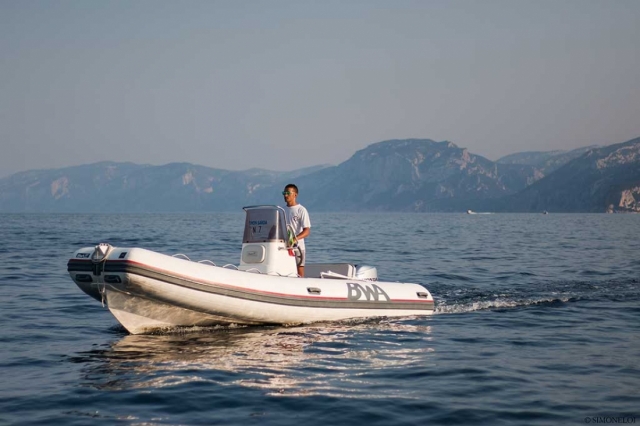 nuestros botes inflables de 8 metros 