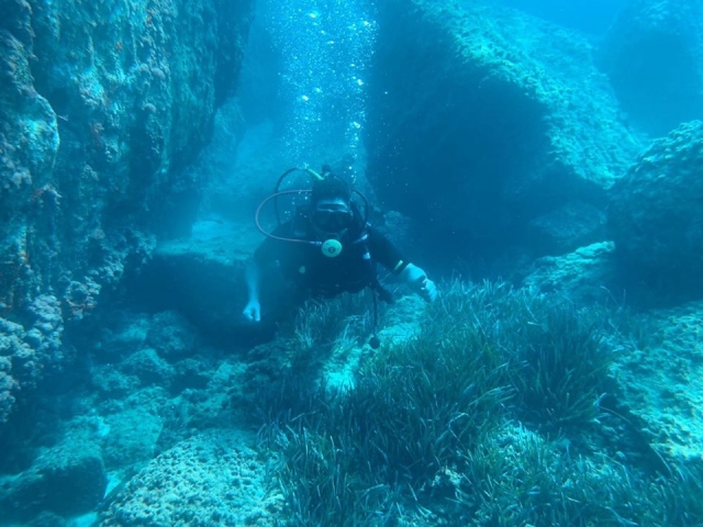  Explorando el fondo marino 