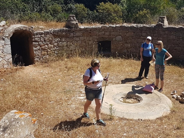  la típica domus de janas 