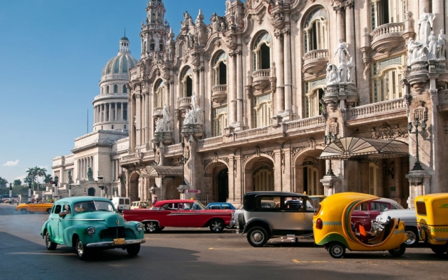  venga y visita Cuba