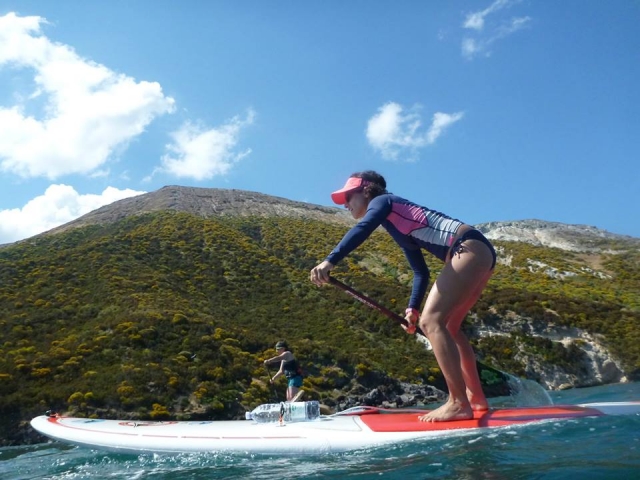  remando y divirtiéndose 