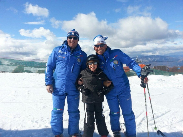  venga y diviértele con nosotros 