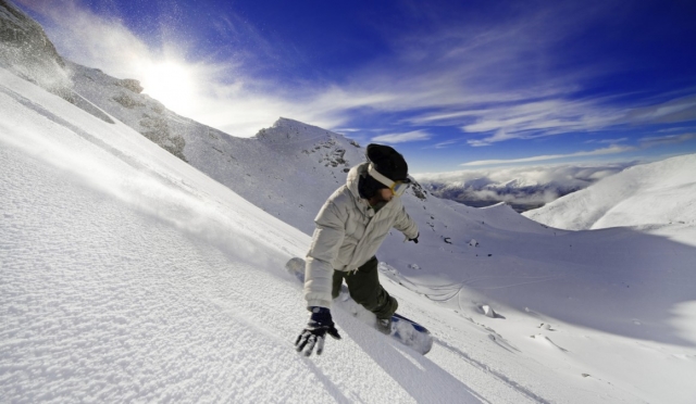  ve a hacer snowbarding 