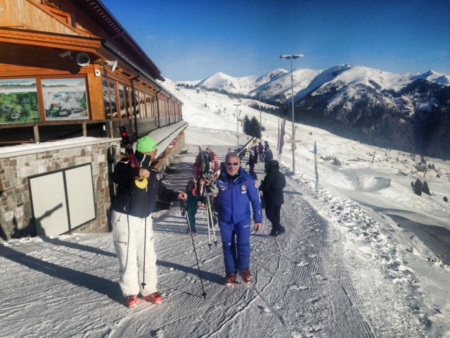  pequeño descanso en la cabaña y vele de nuevo