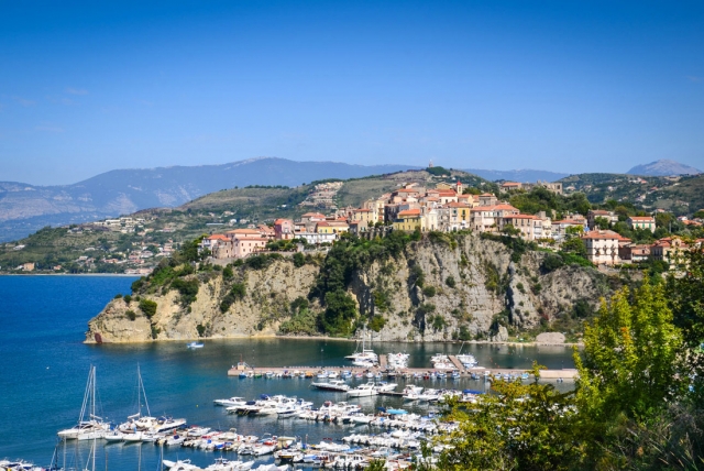  El puerto de agropoli 