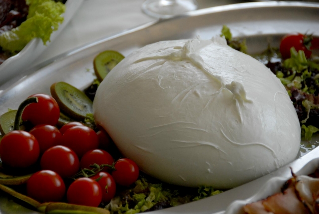  Mozzarella de búfalo 