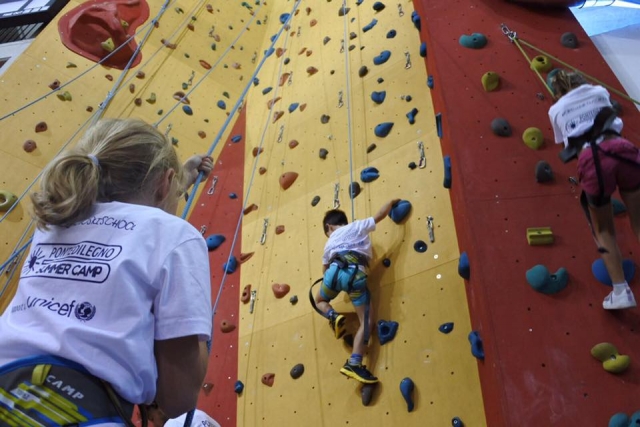  Campamento con niños 