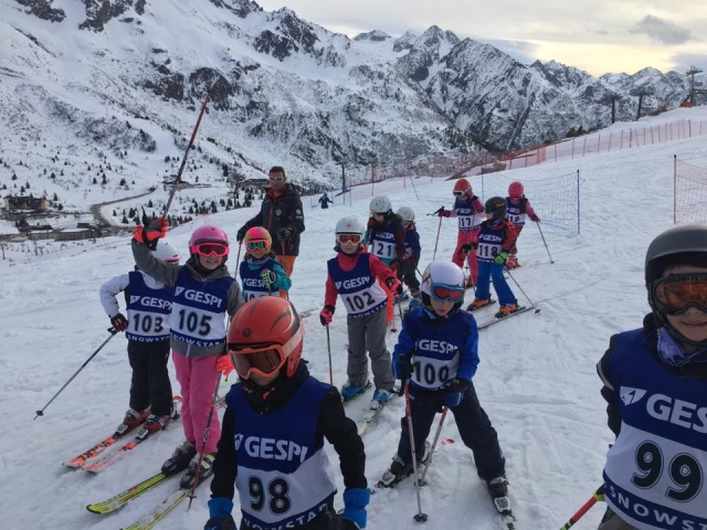 Pontedilegno Ski School