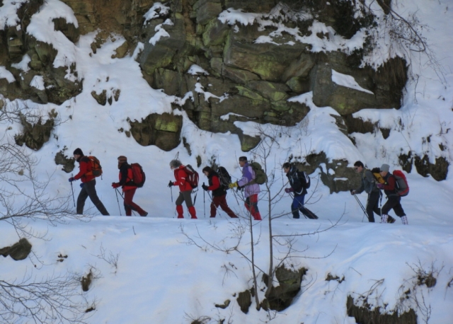  Todo junto con bastones de esquí 