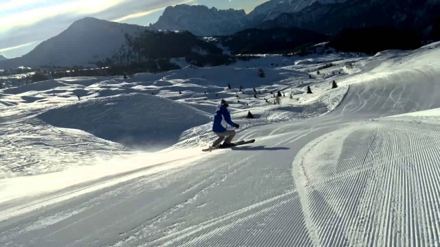  Baja con nosotros al valle 