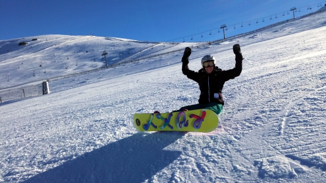  Chavos en snowboard